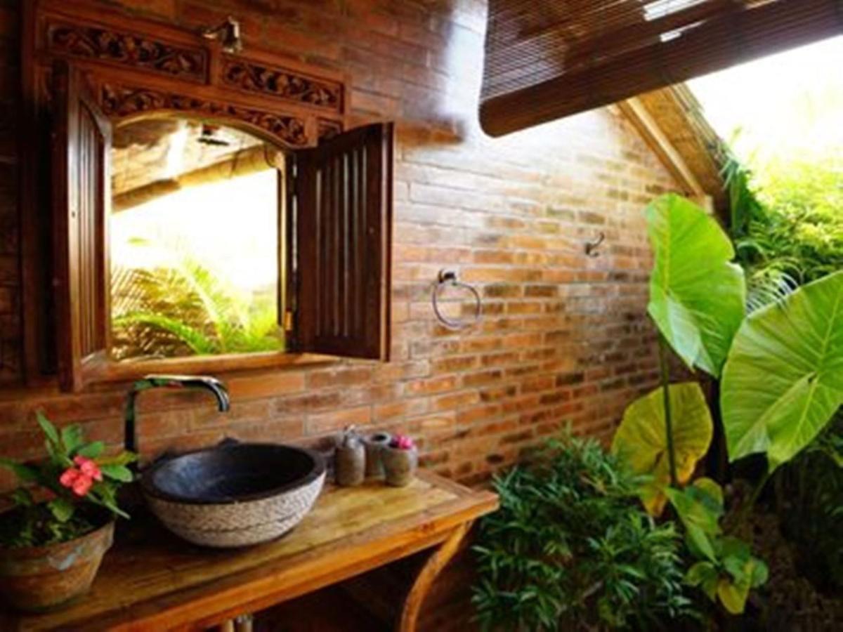 Batu Hill Villa Watukarung Экстерьер фото